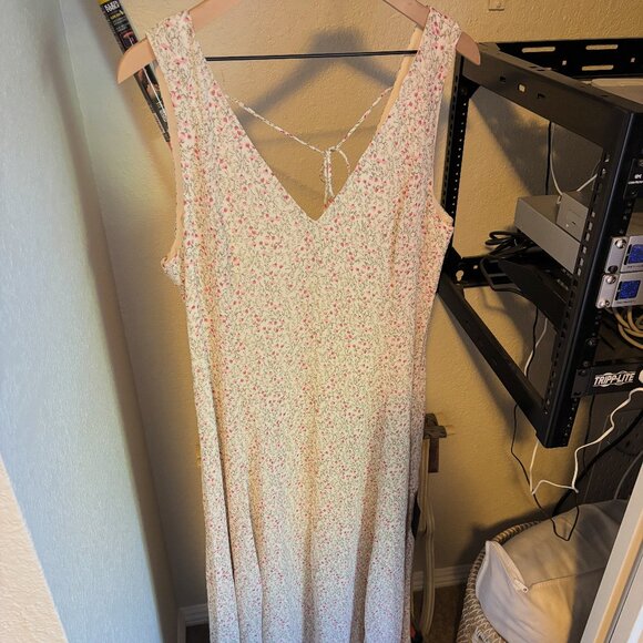 Lulus Your Only Darling Ivory Floral Print Sleeveless Midi Dress - Picture 7 of 7